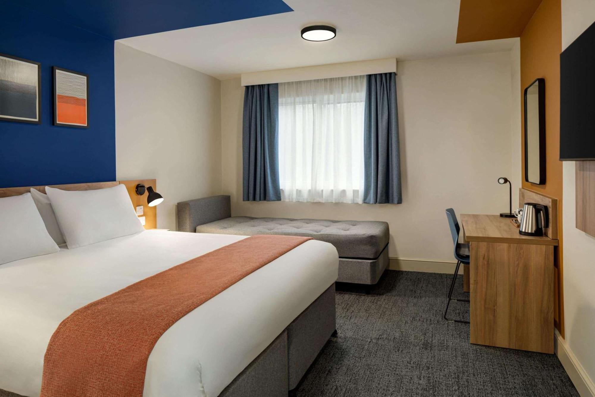 Days Inn Chesterfield - Tibshelf Εξωτερικό φωτογραφία